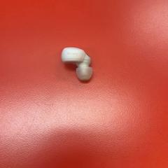 イヤピース がiLostで UvA REC によって報告されました