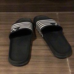 Badslippers, zoals gemeld door Van der Valk Hotel Zwolle met iLost
