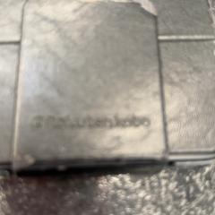 Lector electrònic, segons ha informat Rotterdam The Hague Airport mitjançant iLost