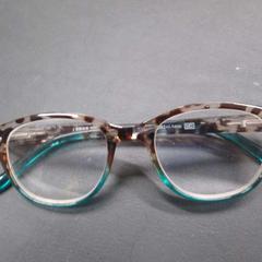 Reading Glasses, as reported by IKEA Heerlen using iLost