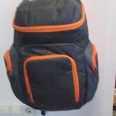 배낭, iLost를 사용하여 Hermes Eindhoven에 보고됨