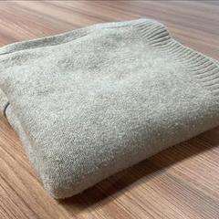 Scarf beige, as reported by Vrije Universiteit Brussel (VUB) using iLost