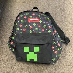 Bag Minecraft, as reported by Burgers' Zoo using iLost