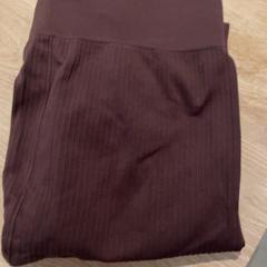 Legging, ha sido reportado por Van der Valk Hotel Eindhoven - Best con iLost