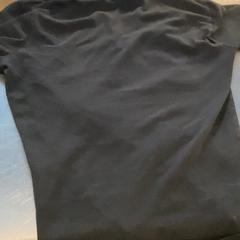 Chemise Black, a été signalé par MEININGER Hotel Leipzig Hauptbahnhof utilisant iLost