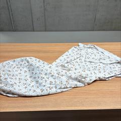 Sukňa flower pattern, ako bolo nahlásené Vrije Universiteit Brussel (VUB) pomocou iLost