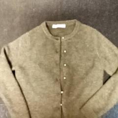 Shirt がiLostで Mövenpick Hotel Amsterdam City Centre によって報告されました