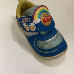 子ども用靴, ha sido reportado por IKEA鶴浜 con iLost