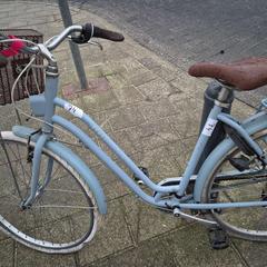 Emakumeen bizikleta, gisa salatu by Gemeente Roermond iLost erabiliz