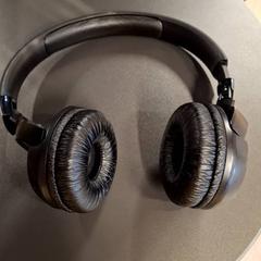 Auriculars, segons ha informat IKEA Paris - Plaisir mitjançant iLost