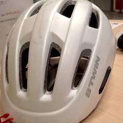 Helm, zoals gemeld door IKEA Grenoble met iLost