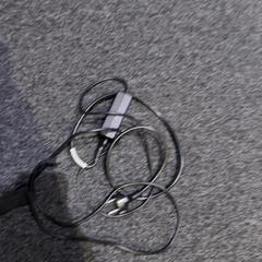 Nabíječka notebooku Zwart, jak nahlášeno Haven Hotel Rotterdam pomocí iLost