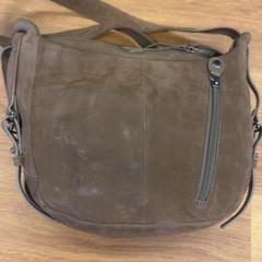 Mala de mão, como reportado por HTM utilizando o iLost