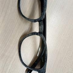Lentes Striée grise, segundo informou IKEA Bayonne Ametzondo usando iLost