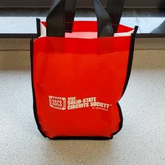 Táska Stoffen zak, amint azt Centraal magazijn az iLost segítségével jelentette.