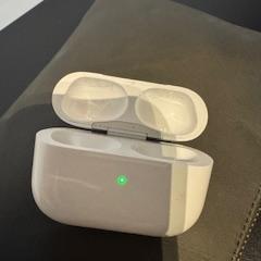 Airpods Case, iLost-i jakinarazi zaion moduan