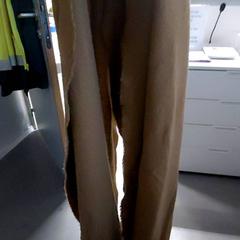 スカーフ がiLostで IKEA Orléans - Ardon によって報告されました