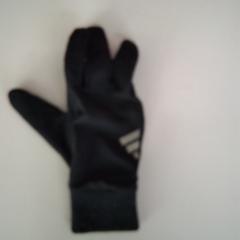 Luva, como reportado por Twisto utilizando o iLost