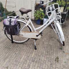 Witte Cortina fiets, segons s'ha informat a iLost