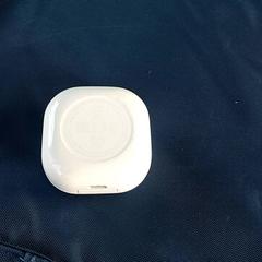 Produtos electrónicos - Etui voor oortjes, segundo informou Regio West-Vlaanderen usando iLost