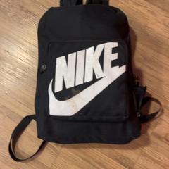 Backpack, as reported by Arriva Limburg Noord using iLost