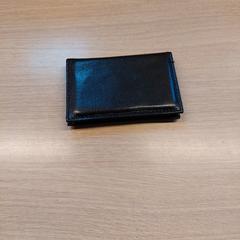 Portfel - Van Waterschoot, zgłoszono przez Centraal magazijn przy użyciu iLost