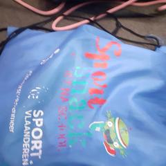 Zwemzak - Vanwinckenaye, a été signalé par Centraal magazijn utilisant iLost