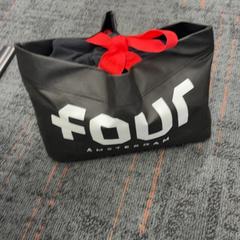 Bag, as reported by Connexxion Amstelland-Meerlanden Schiphol Noord using iLost