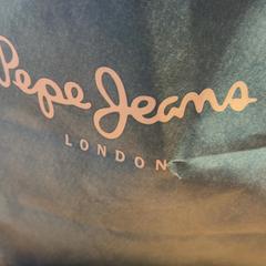 Purchase pepe jeans, gisa salatu by Designer Outlet Roermond iLost erabiliz