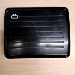 카드 소지자, iLost를 사용하여 IKEA Lyon Grand Parilly에 보고됨