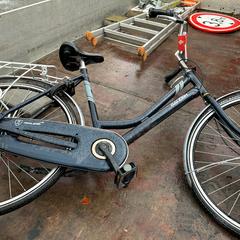 Damesfiets Blauw-groen stadsfiets، كما تم الإبلاغ عنه بواسطة Gemeente Zevenaar عبر iLost