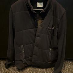 Kurtka, zgłoszono przez Van der Valk Hotel Utrecht przy użyciu iLost