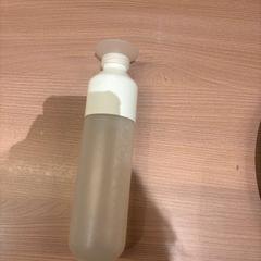 Flasche Doorzichtige dopper, gemeldet von Van der Valk Hotel Deventer über iLost