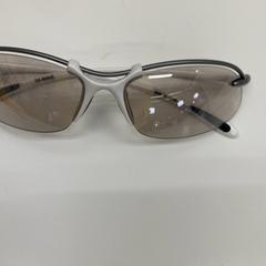 Sonnenbrille, gemeldet von IKEA新三郷 über iLost