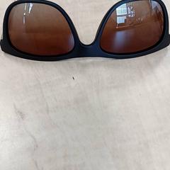 Sonnenbrille, gemeldet von Arriva Vechtdallijnen über iLost