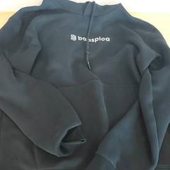 Kleding Trui, ako bolo nahlásené Regio Limburg - Leuven pomocou iLost
