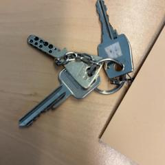 Klucze, zgłoszono przez RET przy użyciu iLost