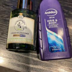 Shampooing, a été signalé par Van der Valk Hotel Utrecht utilisant iLost