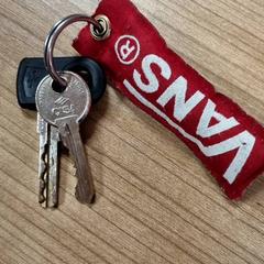 Llave, ha sido reportado por Connexxion Amstelveen con iLost