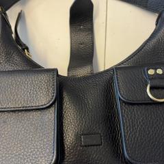 Taška, jak nahlášeno GVB pomocí iLost