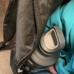 Mochila Zwart, segundo informou Attractie- & Vakantiepark Slagharen usando iLost