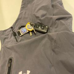Under Armour jas + autosleutels, as reported to iLost