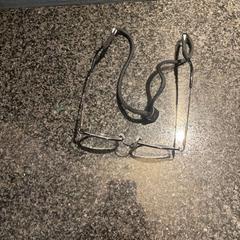 Okulary, zgłoszono przez Van der Valk Hotel Wolvega Heerenveen przy użyciu iLost