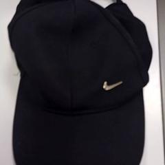 Casquette, as reported by Vrije Universiteit Amsterdam using iLost