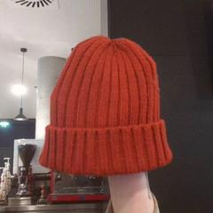 Beanie orange/red, as reported by MEININGER Hotel Vienna Downtown Franz using iLost