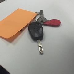 Chiavi della macchina, come riportato da ilévia utilizzando iLost