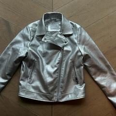 Jacket, as reported by Hotel Apeldoorn using iLost
