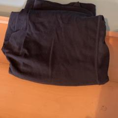 Pantaloni, come riportato da Familie Resort Molenwaard utilizzando iLost