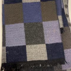 Scialle, come riportato da Koninklijk Theater Carré utilizzando iLost