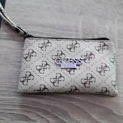 Handväska Creton, rapporterat av EBS Tramplein med iLost